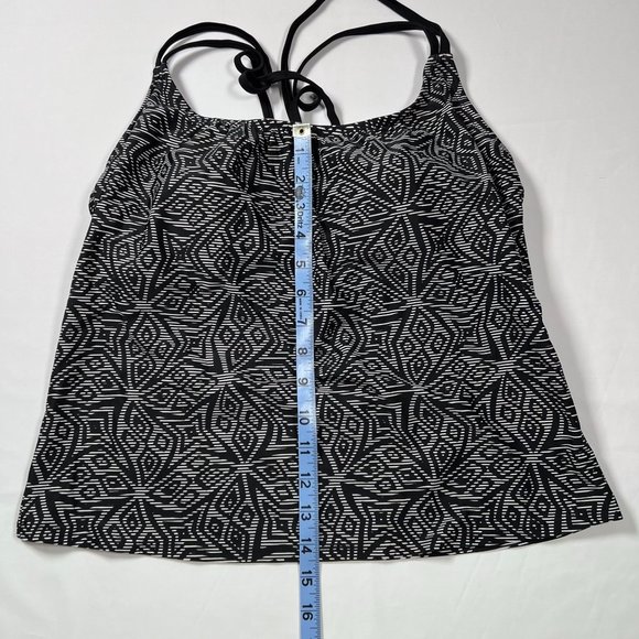 Merona Tankini Top Size LG Black White Geometric Pullover Built in Bra - Picture 9 of 9